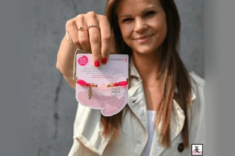 Pink Ribbon‑armband 2025: nu i förbeställning